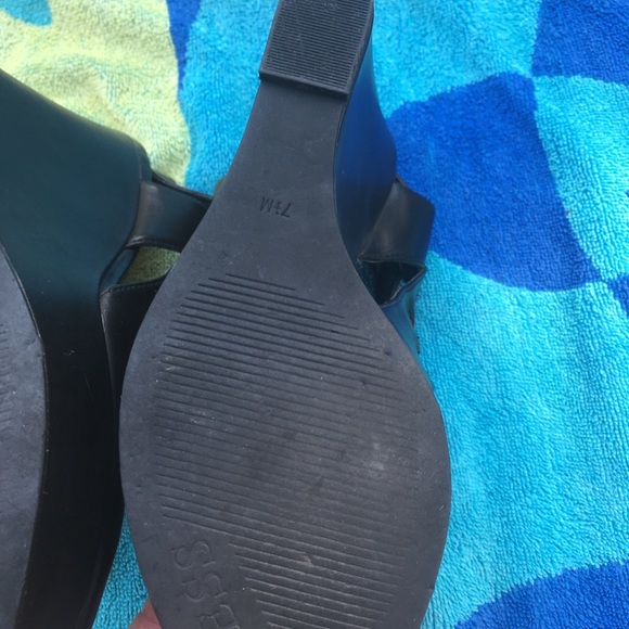 Guess sandals - Picture 15 of 15